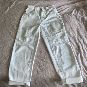 Adorable Pacsun high waisted jeans!